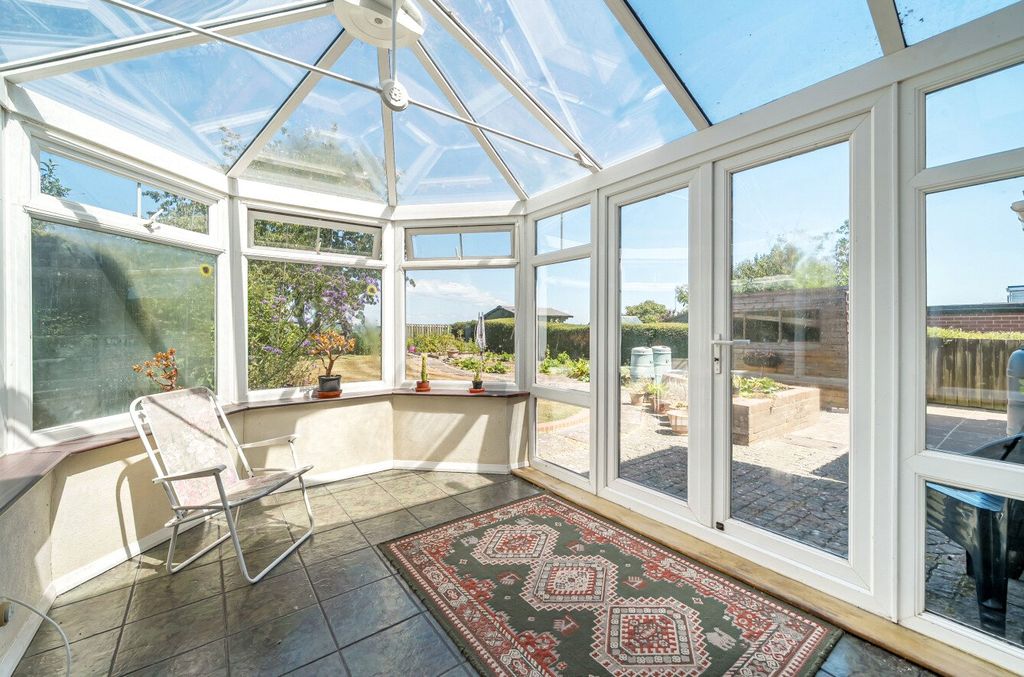 Property photo 3 of 13 Conservatory