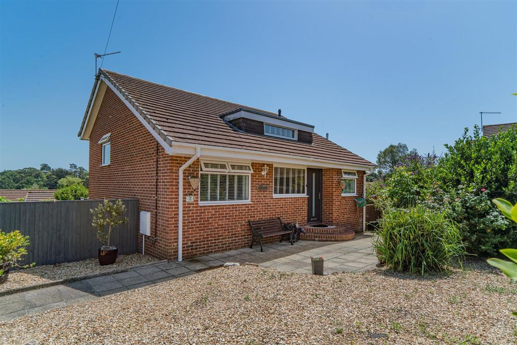 Property photo 1 of 29