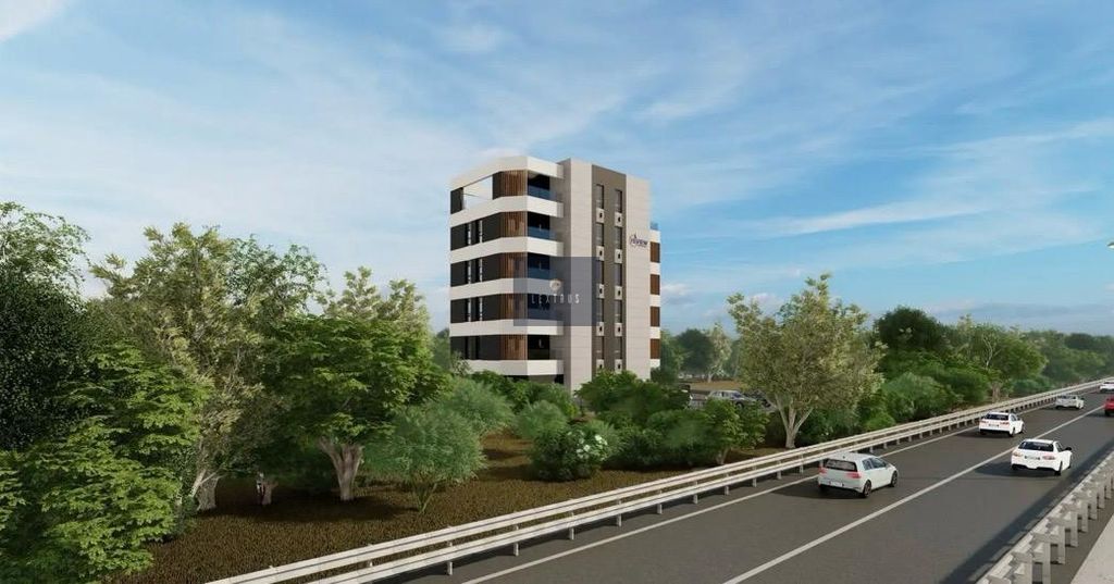 Property photo 2 of 3