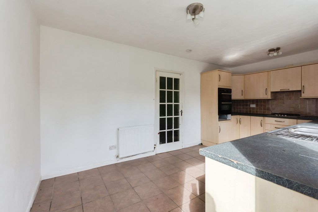 Property photo 3 of 20 Pbox-Img.Jpg