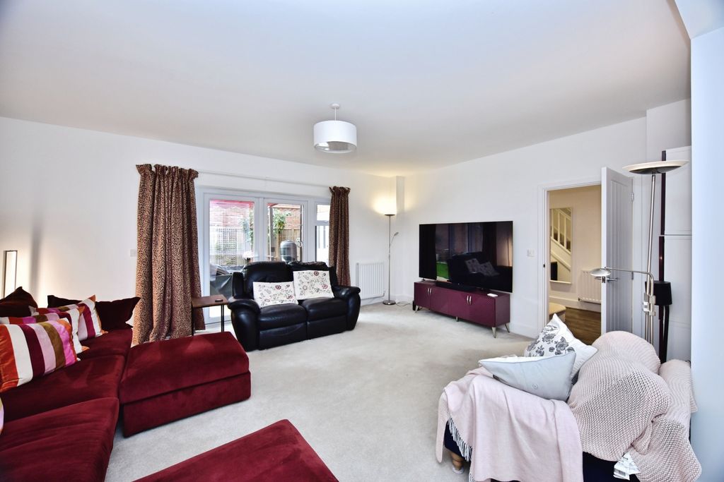 Property photo 3 of 22 Dsc_8588