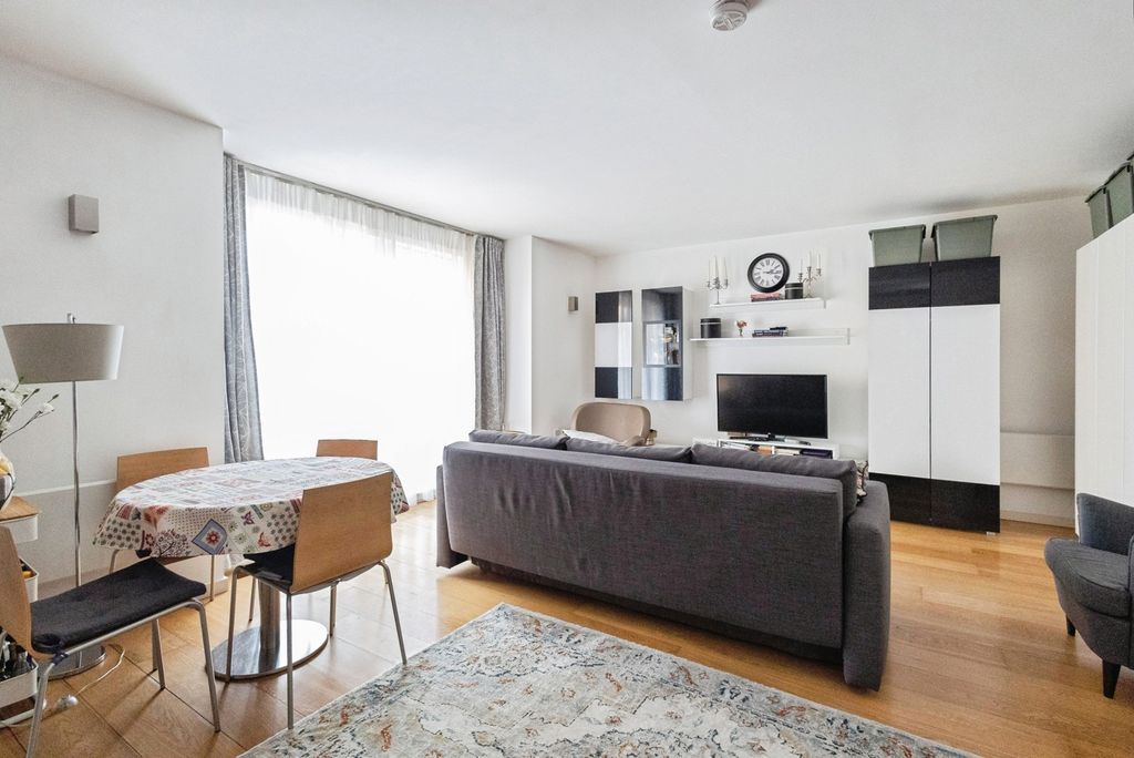 Property photo 2 of 12 Pbox-Img.Jpg