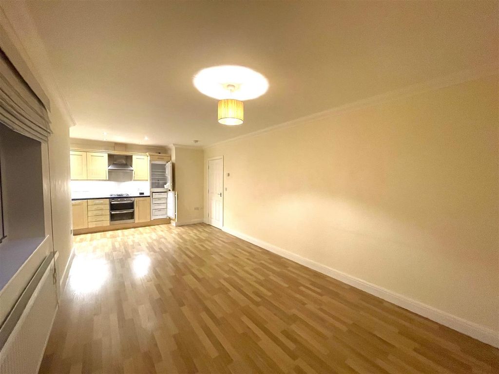 Property photo 2 of 7 Photo 16-12-2024, 16 17 57.Jpg