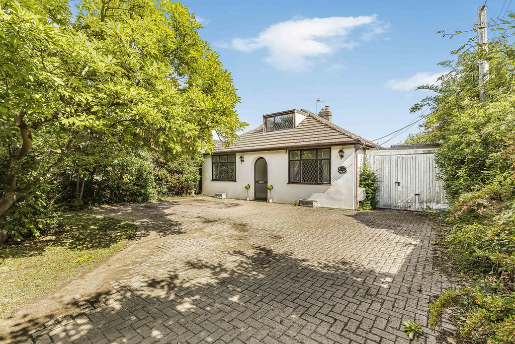 Property photo 1 of 30