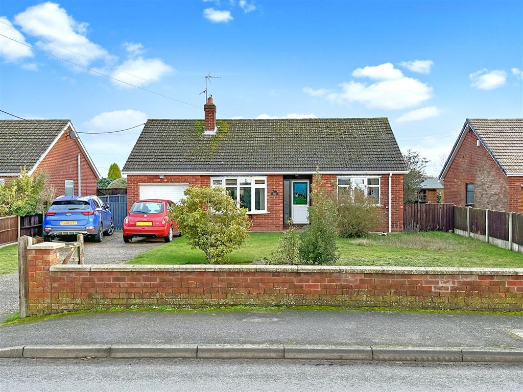 Property photo 1 of 24 Front Aspect 144