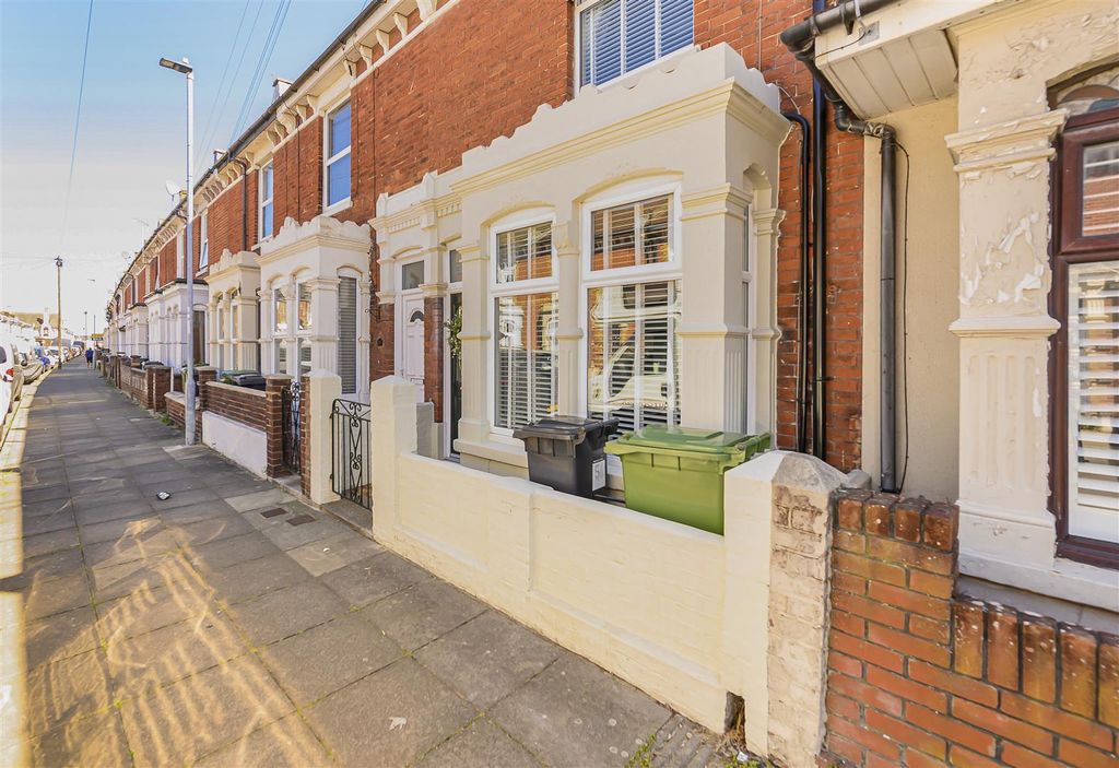 Property photo 2 of 25 56 Folkestone Road, Baffins-Porticomarketing-Soldb