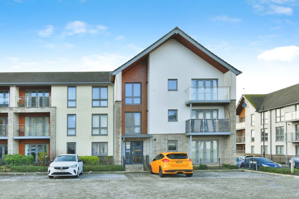 Property photo 1 of 19