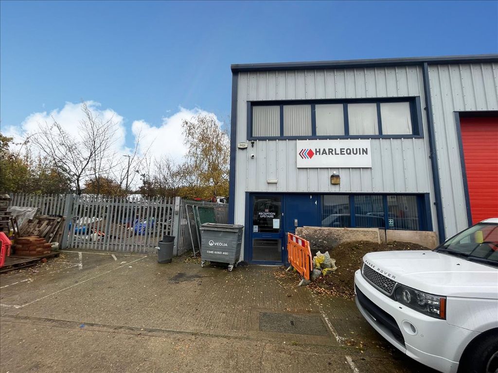 Property photo 3 of 21