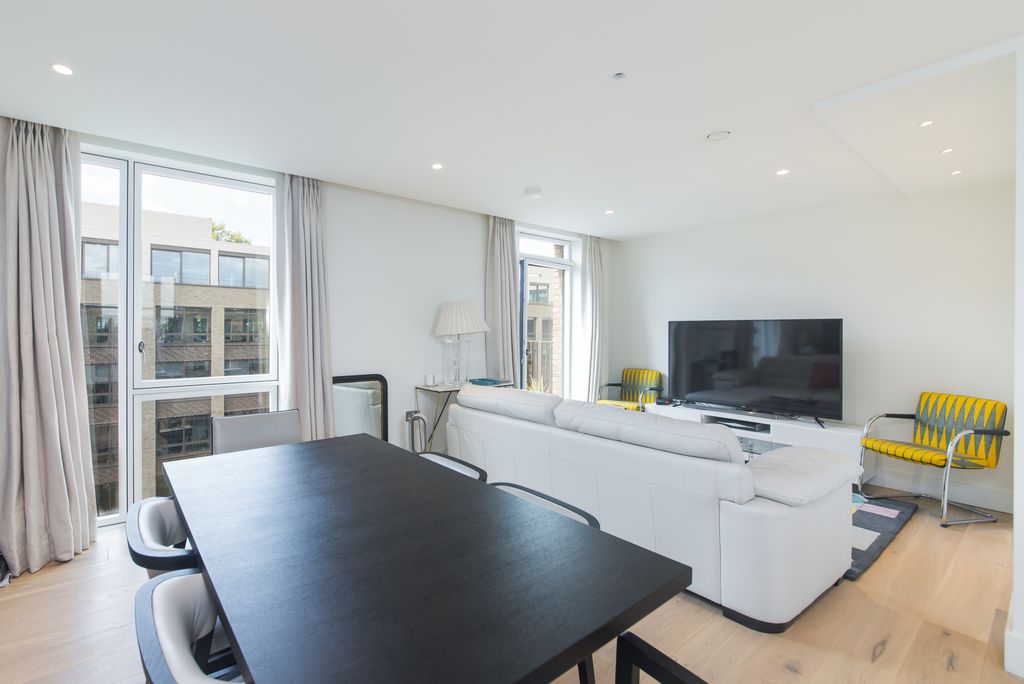 Property photo 1 of 12 Reception