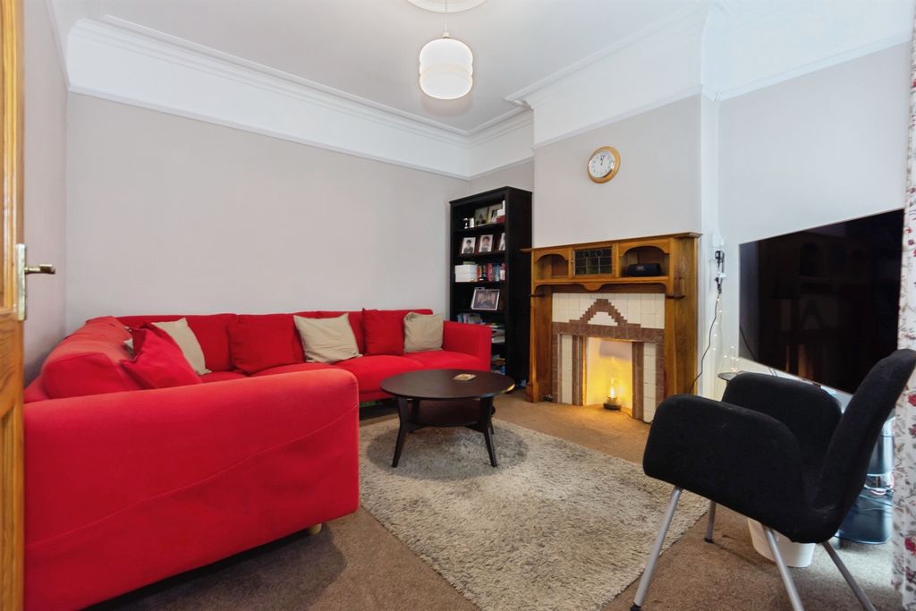 Property photo 3 of 22