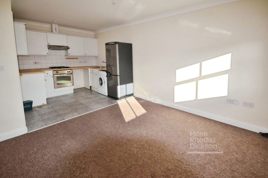 Property photo 2 of 9 Kitchen/Living Room