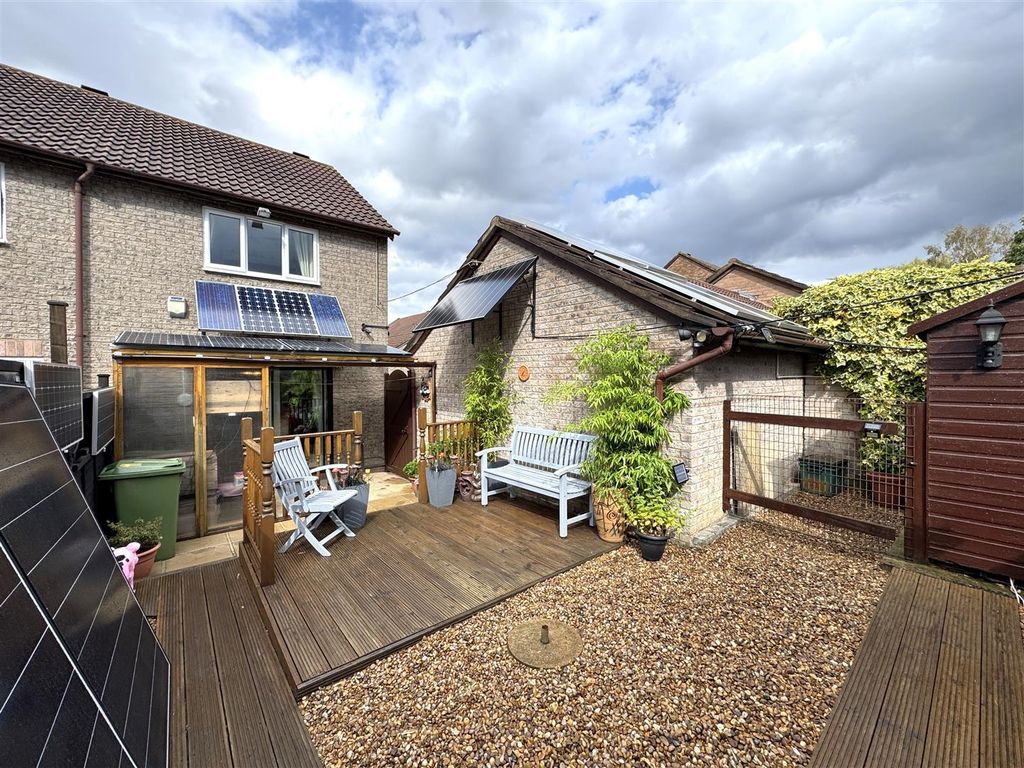 Property photo 2 of 10