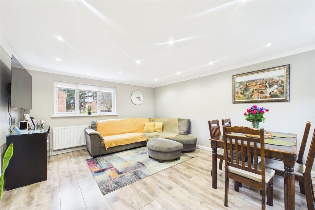 Property photo 2 of 11 Picture No. 09