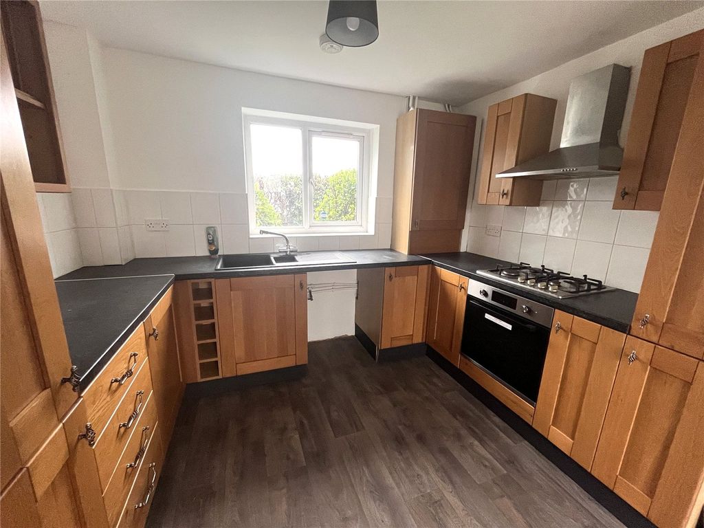 Property photo 2 of 18 Picture No. 09