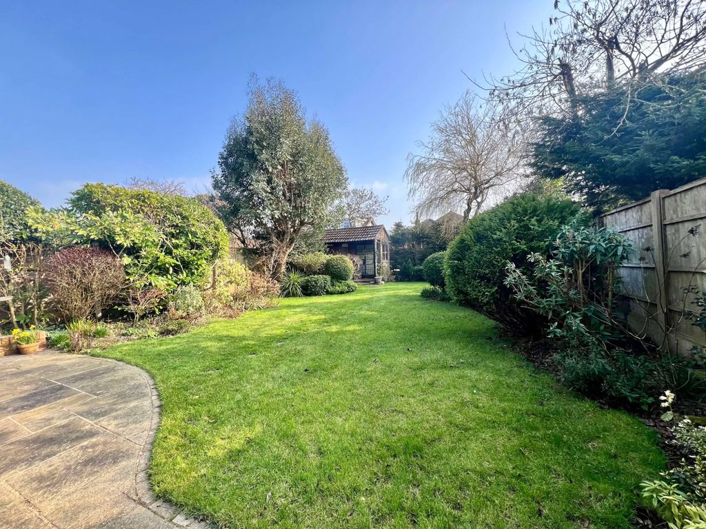 Property photo 2 of 38