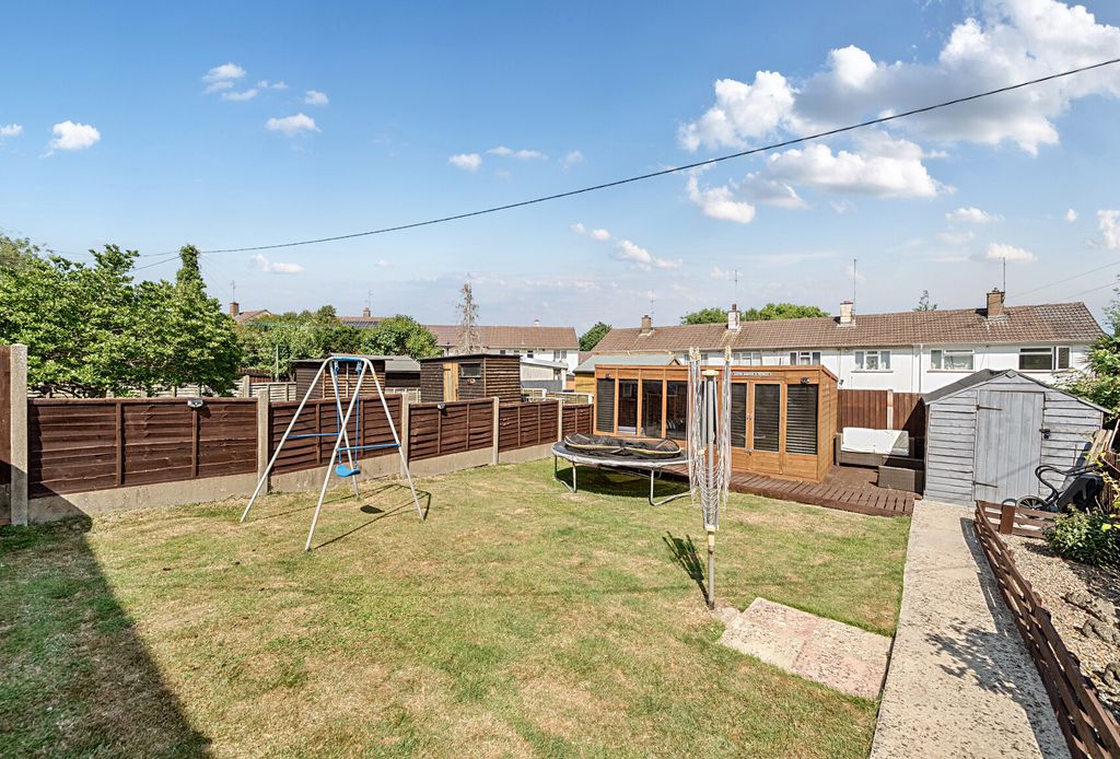 Property photo 1 of 14 1312385-7-685424A...