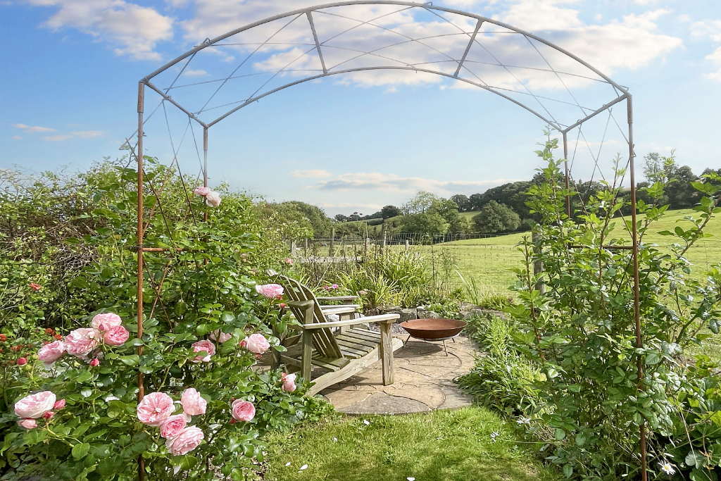 Property photo 3 of 26 Garden And View