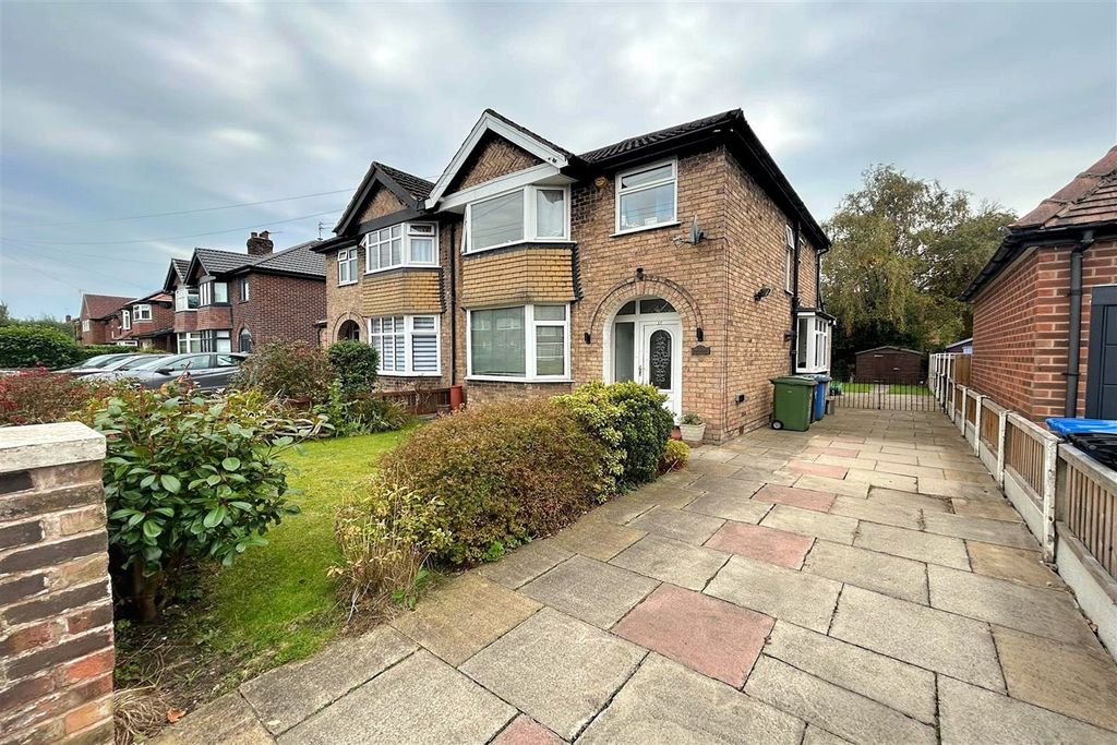 Property photo 1 of 18 (Main)