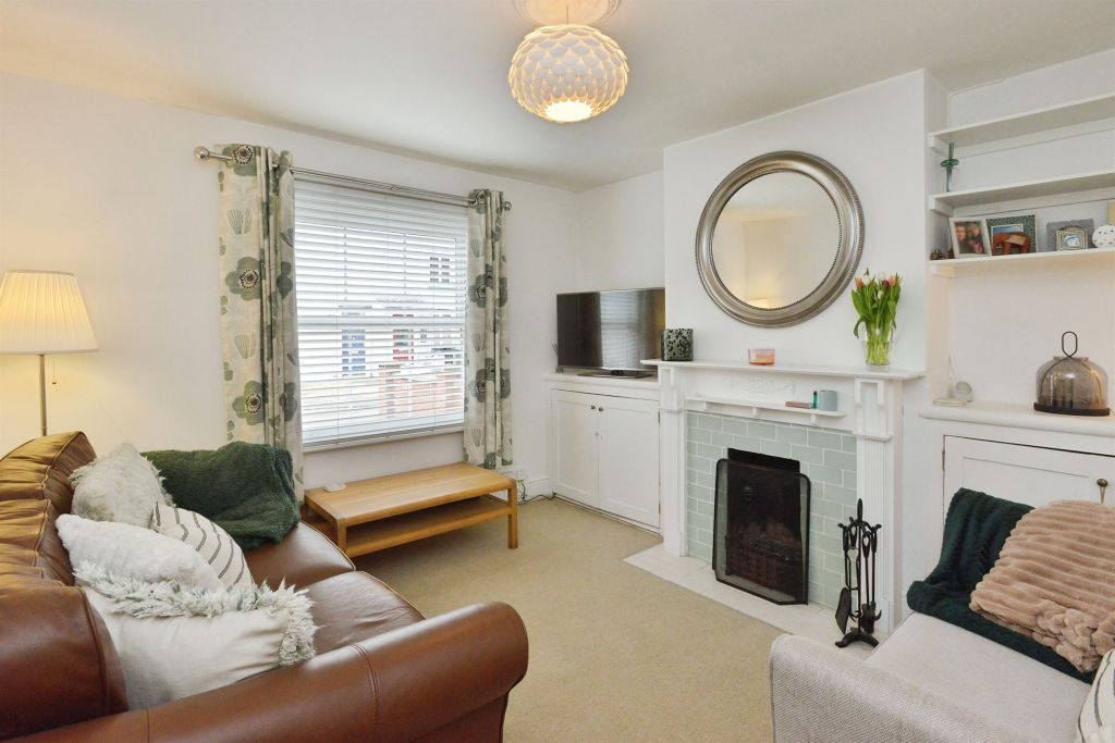 Property photo 3 of 20