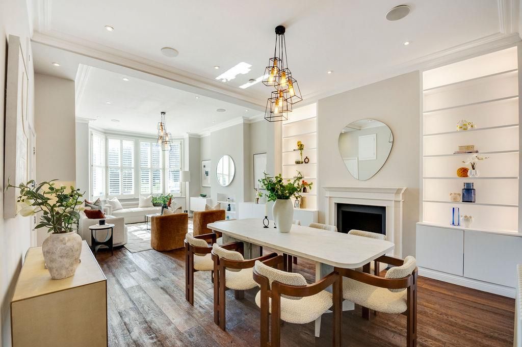 Property photo 1 of 29 Claphamcommonnorthside91A-1.Jpg