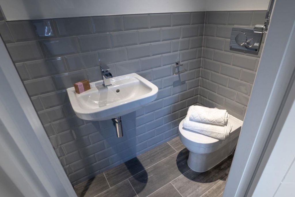 Property photo 3 of 4