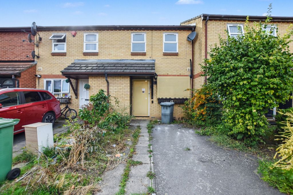 Property photo 1 of 19 17 Cranberry Lane, Canning Town, London, E16 4Pd