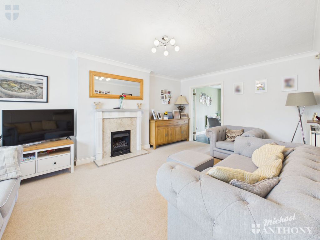 Property photo 2 of 16 Cam03852G0-Pr0605-Still001