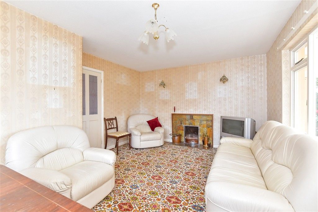 Property photo 1 of 15 Lounge/Diner