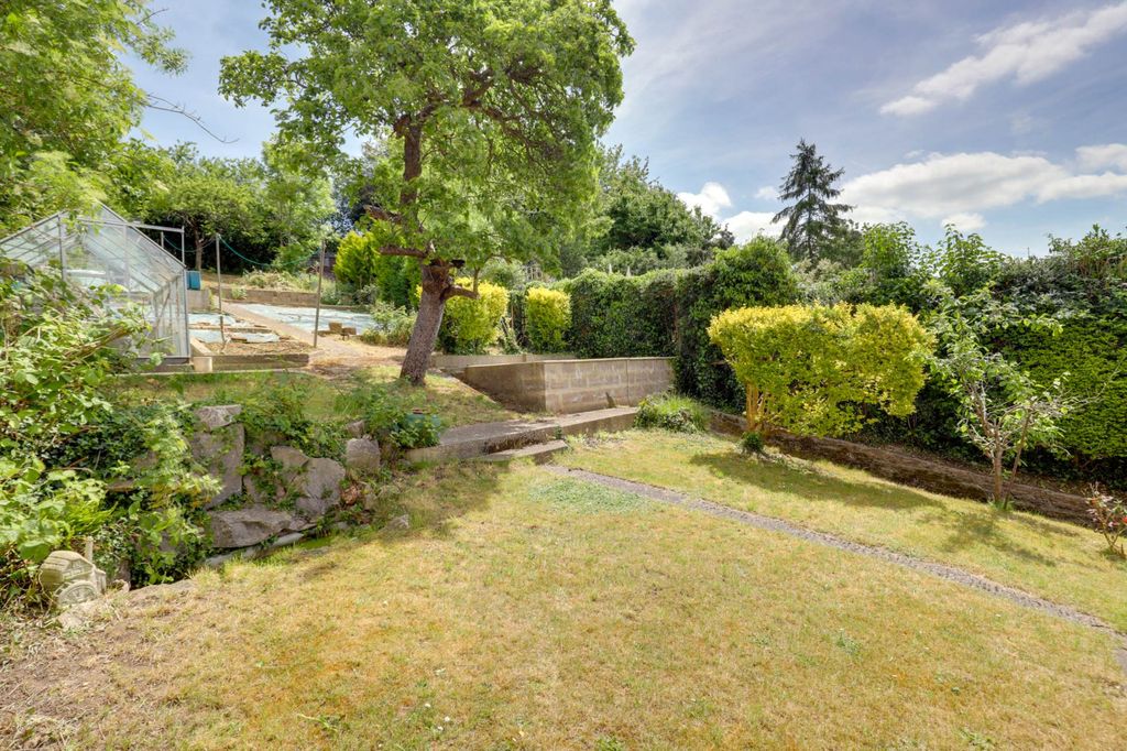 Property photo 3 of 12