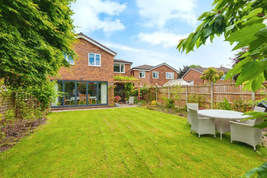 Property photo 3 of 17 Photography