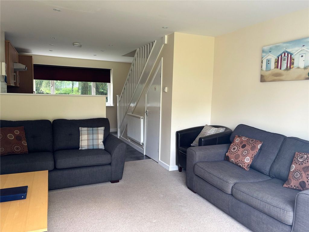 Property photo 2 of 10 Picture No. 03
