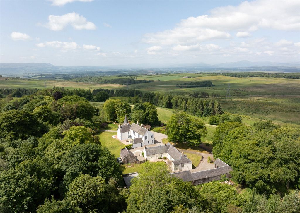 Property photo 3 of 39 Aerial