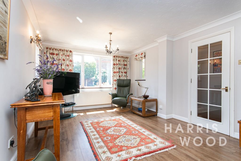 Property photo 2 of 32 4307033