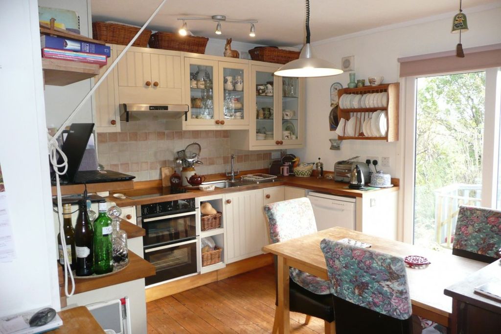 Additional image 5 of 3 bed detached bungalow for saleGriminish, Isle Of Benbecula HS7
