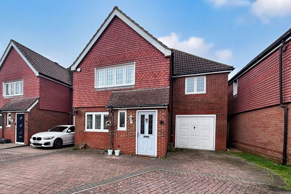 Property photo 1 of 19 Front