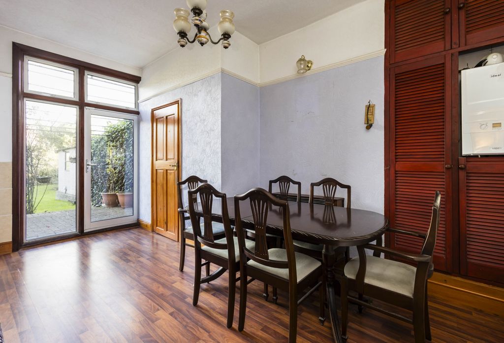 Property photo 3 of 12 38 Grove Road-206-Edit