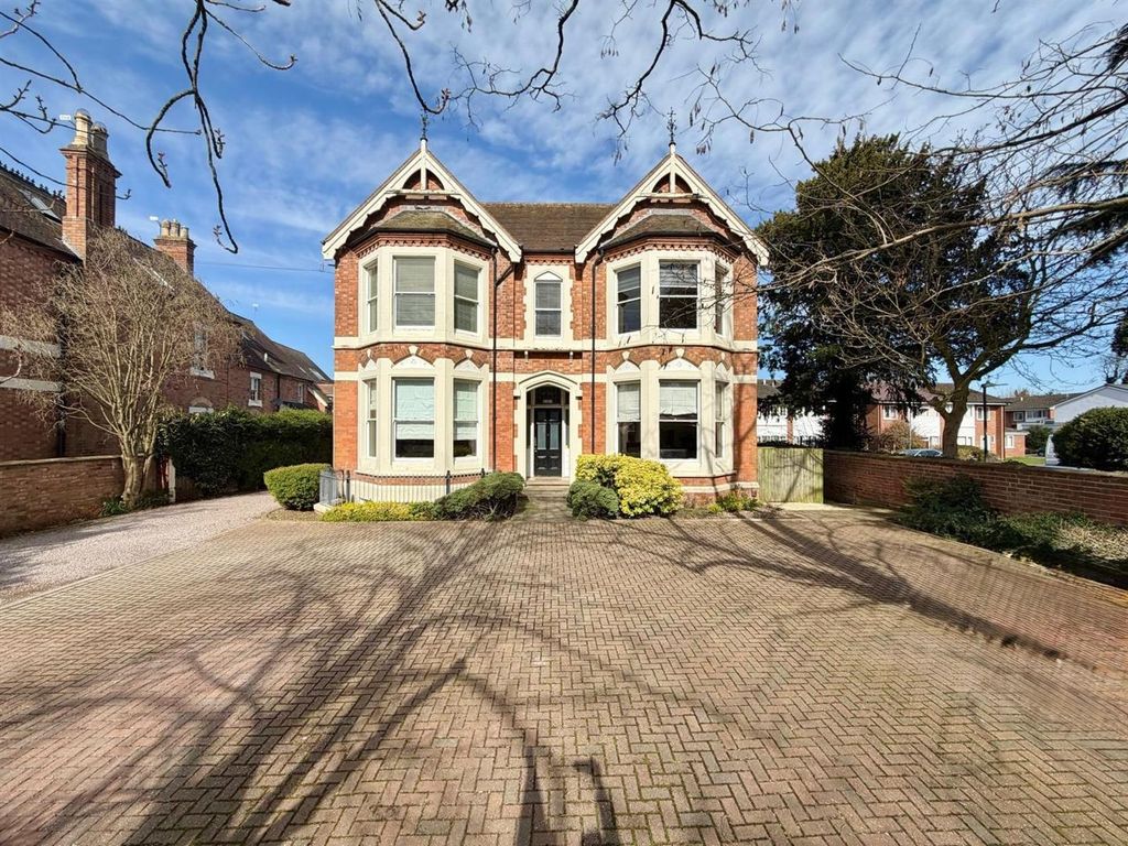 Property photo 1 of 12 Whatsapp Image 2026-03-17 At 17.25.26.Jpeg