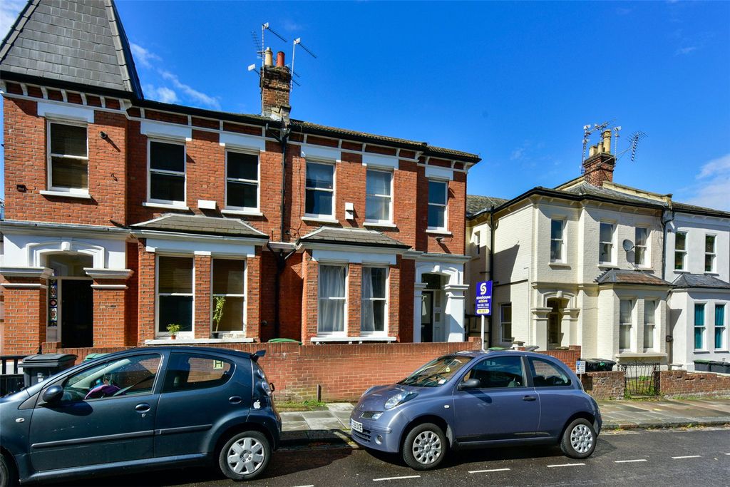 Property photo 1 of 5 Photo 01