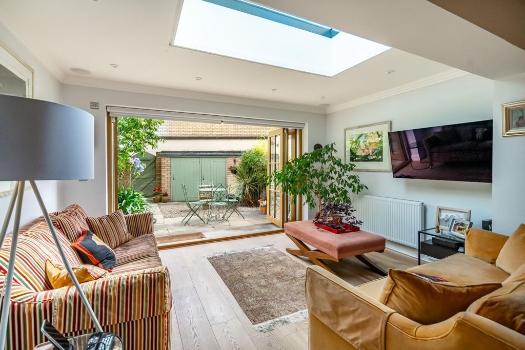 Property photo 3 of 17 33Pb-2.Jpg