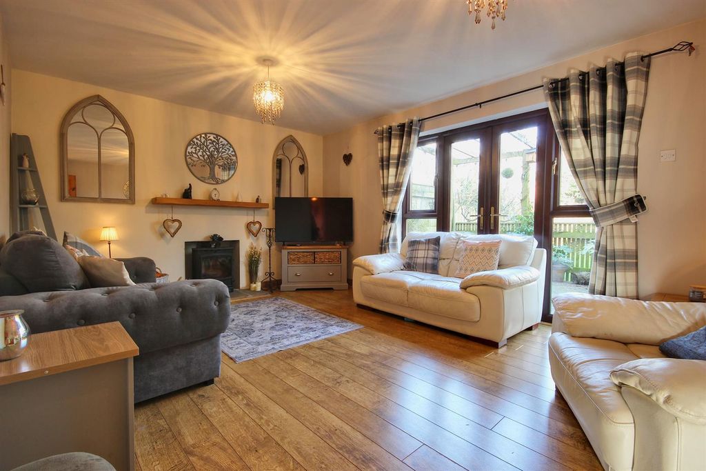 Property photo 3 of 38 Rear Lounge