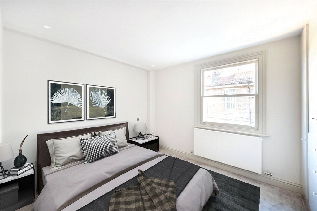 Property photo 2 of 11 Vr Furniture