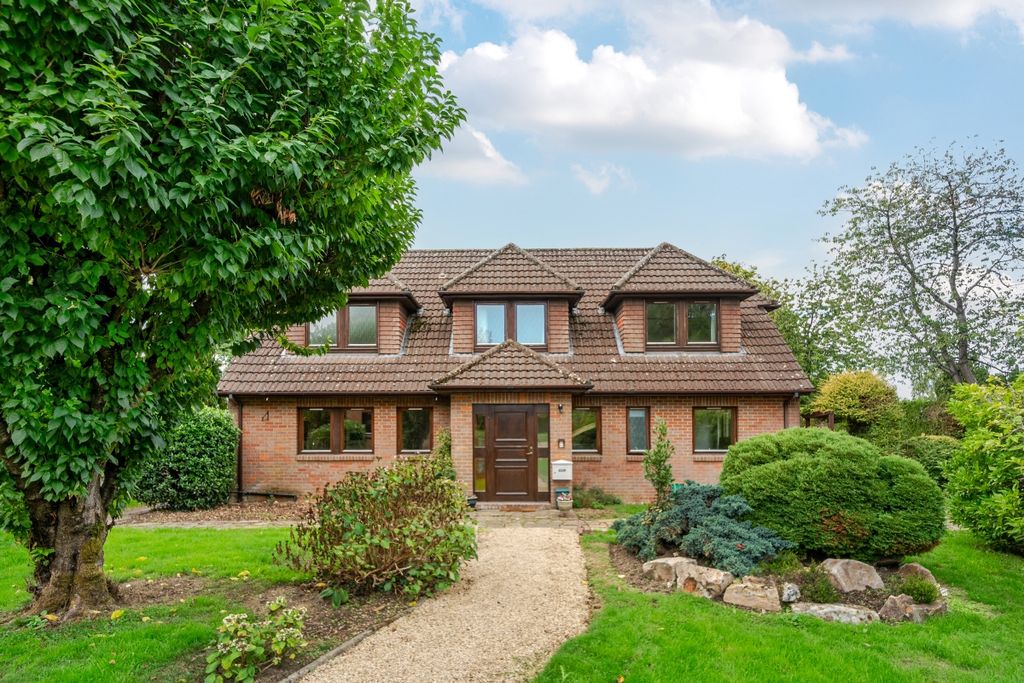 Property photo 1 of 13 1-6Aabb97Ae246B-1...