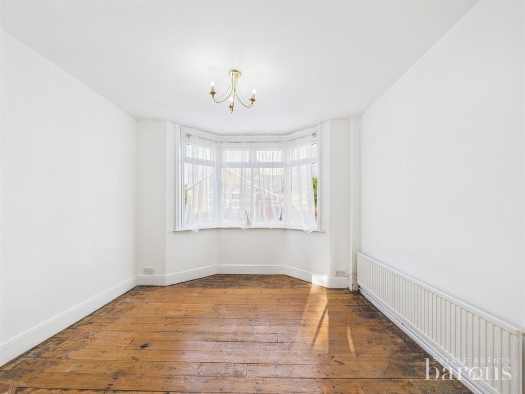 Property photo 2 of 16 Cam05500G0-Pr0134-Still001.Jpg