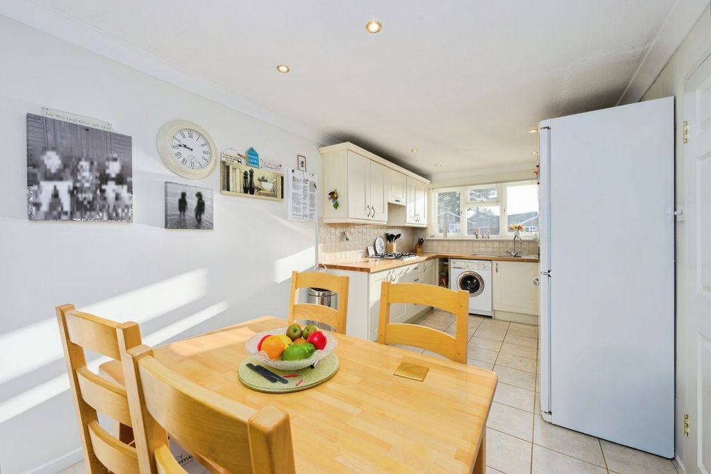 Property photo 3 of 19 Pbox-Img.Jpg