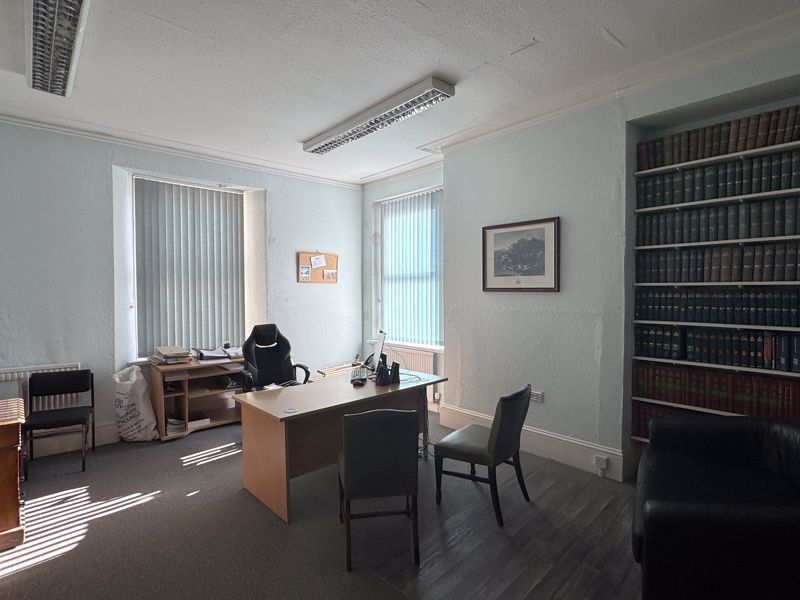 Property photo 2 of 7 Photo 3