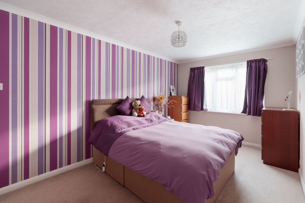 Property photo 3 of 12