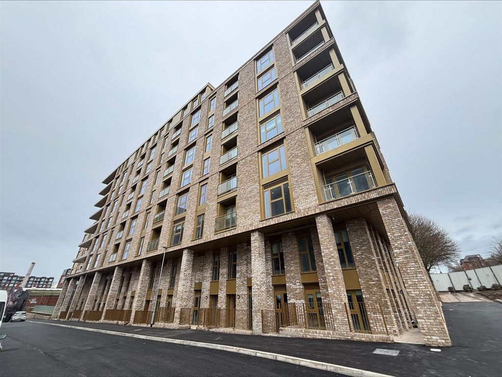 Property photo 1 of 11 Exterior.Jpeg