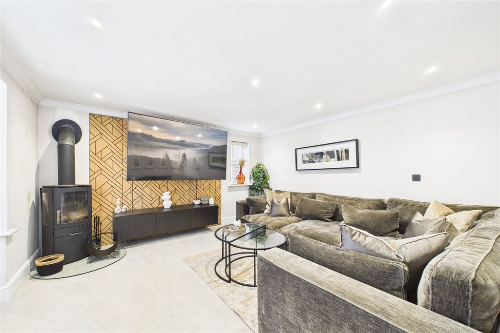 Property photo 3 of 15 Picture No. 09