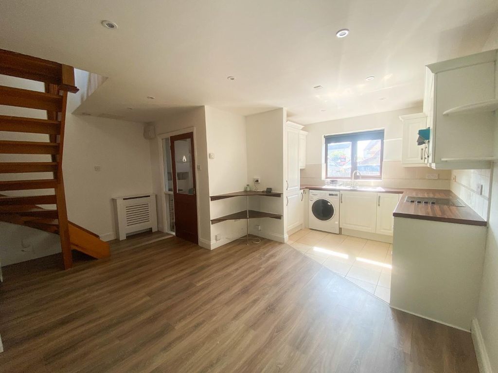 Property photo 2 of 12 Img_3061.Jpg