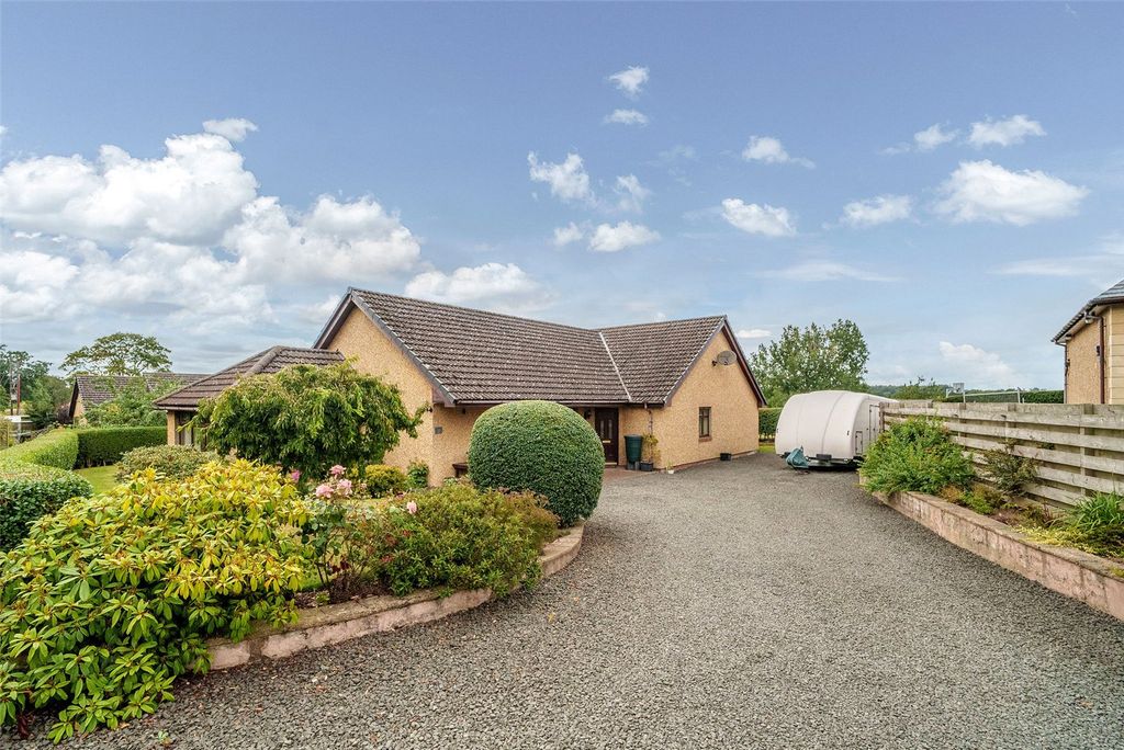 Property photo 1 of 46 External